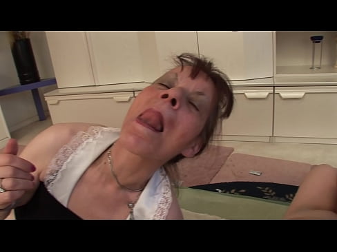 ❤️ Twee oma's en een opa hebben een triootje ☑ Super porn at porn nl.123sex.ru ️❤