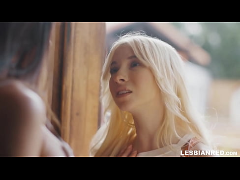 ❤️ Meisje komt een paar maanden later thuis en eindigt met het eten van haar stiefmoeders poesje ☑ Super porn at porn nl.123sex.ru ️❤