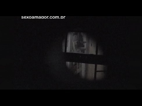 ❤️ Blondie wordt stiekem gefilmd door een voyeur uit de buurt, verstopt achter holle bakstenen ☑ Super porn at porn nl.123sex.ru ️❤